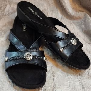 MINNETONKA LEATHER SANDALS SZ 10